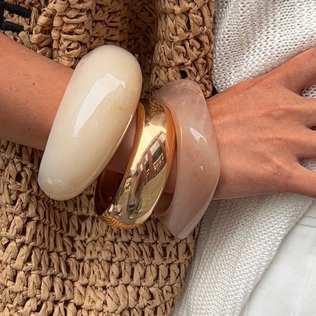 011 - Milk & Tea Fashion Bangle Bracelet
