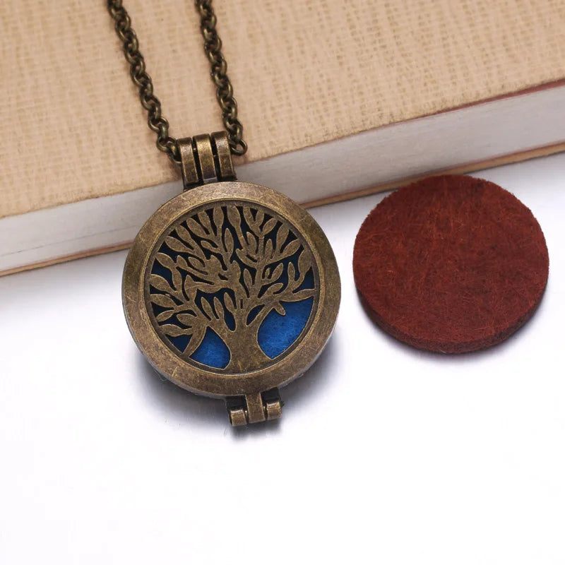004 - Symbolic Aromatherapy Locket Diffuser Pendant Necklace
