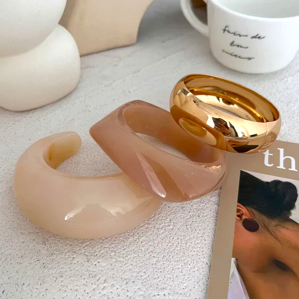 011 - Milk & Tea Fashion Bangle Bracelet